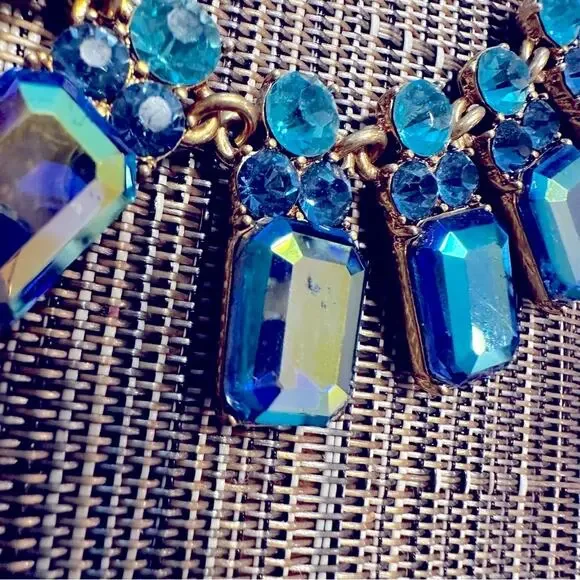J. Crew Rare Brûlée Iridescent Blue Teal Crystal Gem Statement Necklace * flaw - Picture 5 of 16